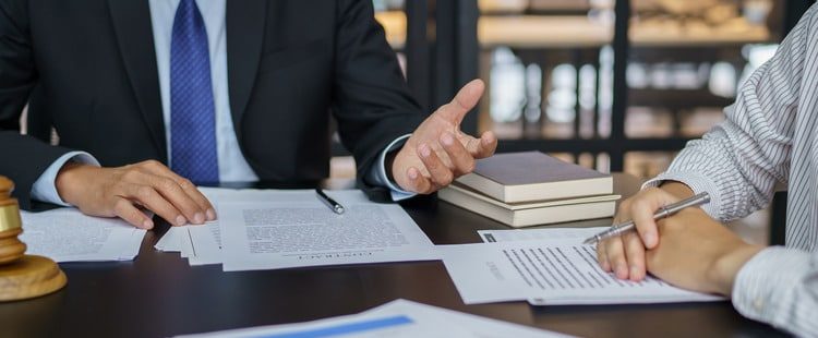 how do you start a class action lawsuit